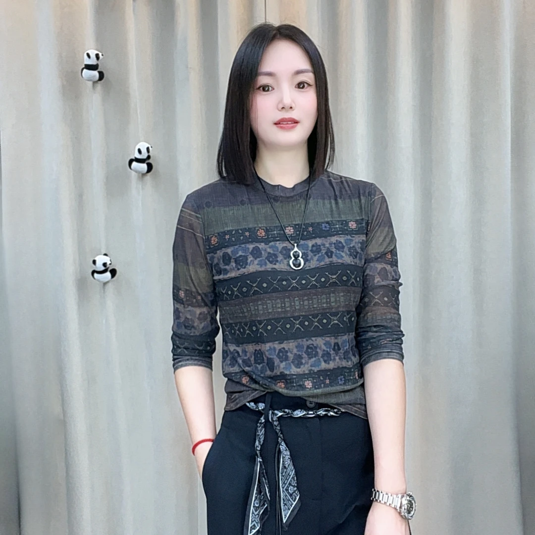 《好兮好》长袖薄款潮牌女装通勤风极简风秋季设计师打底衫25815
