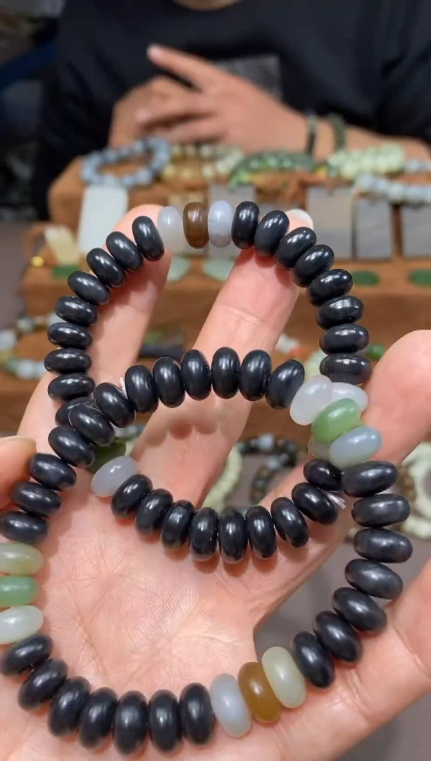 【闪购商品】和田玉手链未镶嵌颜色多样性发货拍一发一