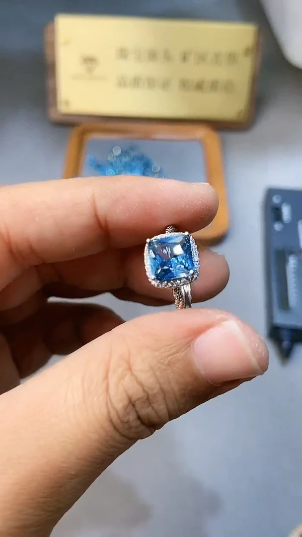 【闪购商品】海蓝宝石戒指银S925镶嵌1564