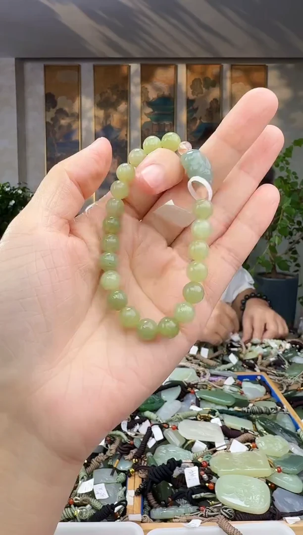 未镶嵌和田玉挂件拍一发一