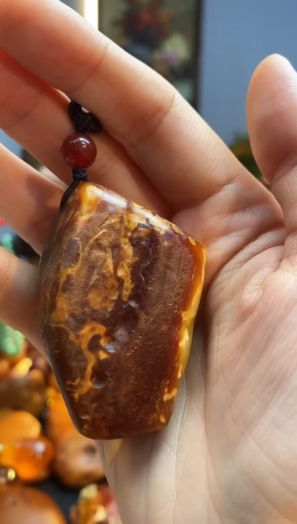 琥珀颈饰未镶嵌吊坠