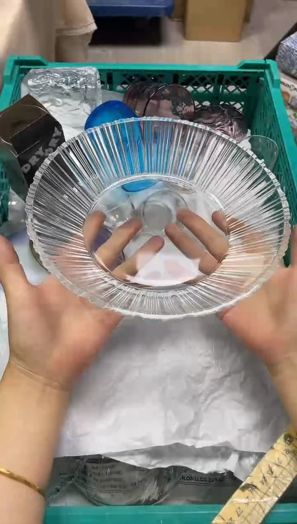 徐*玲742精美瓷器感谢选购