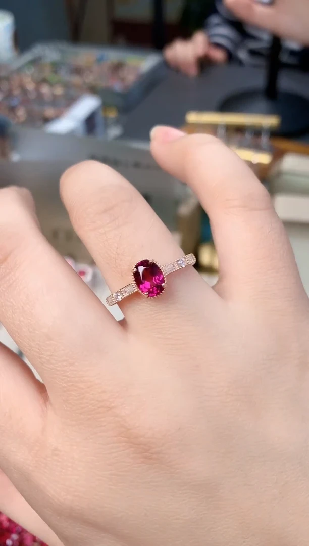 【闪购商品】石榴石戒指银S925镶嵌天然镁铝