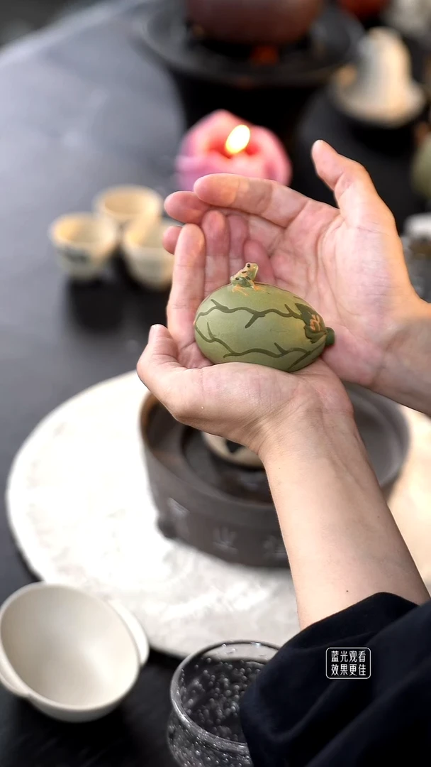 喷水西瓜(长)喷水西瓜(长)