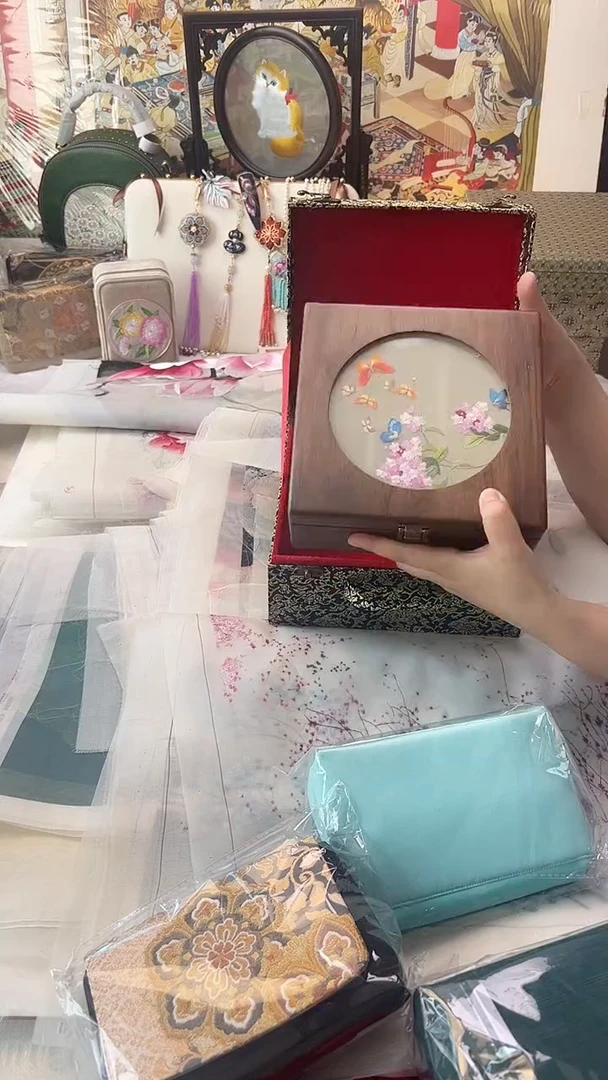 织绣纯手工刺绣很高
