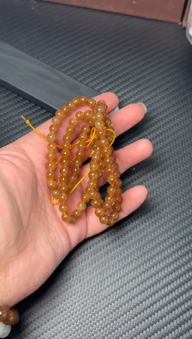 项链未镶嵌和田玉且末金山微色差卡6长链mM