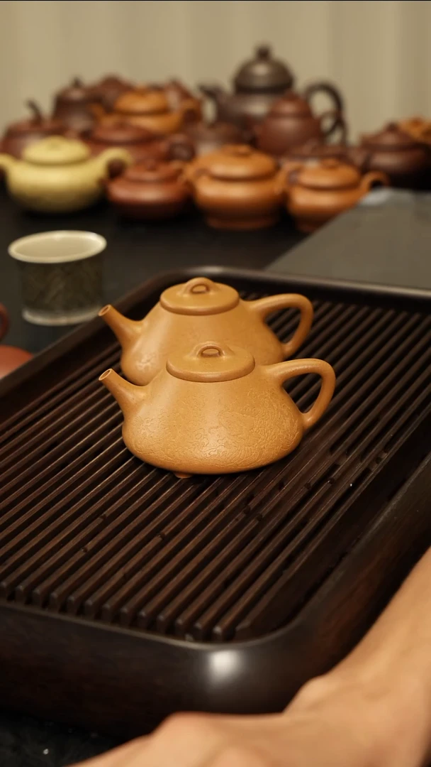 茶壶紫砂天*老宕口黄金段客户版鱼龙图