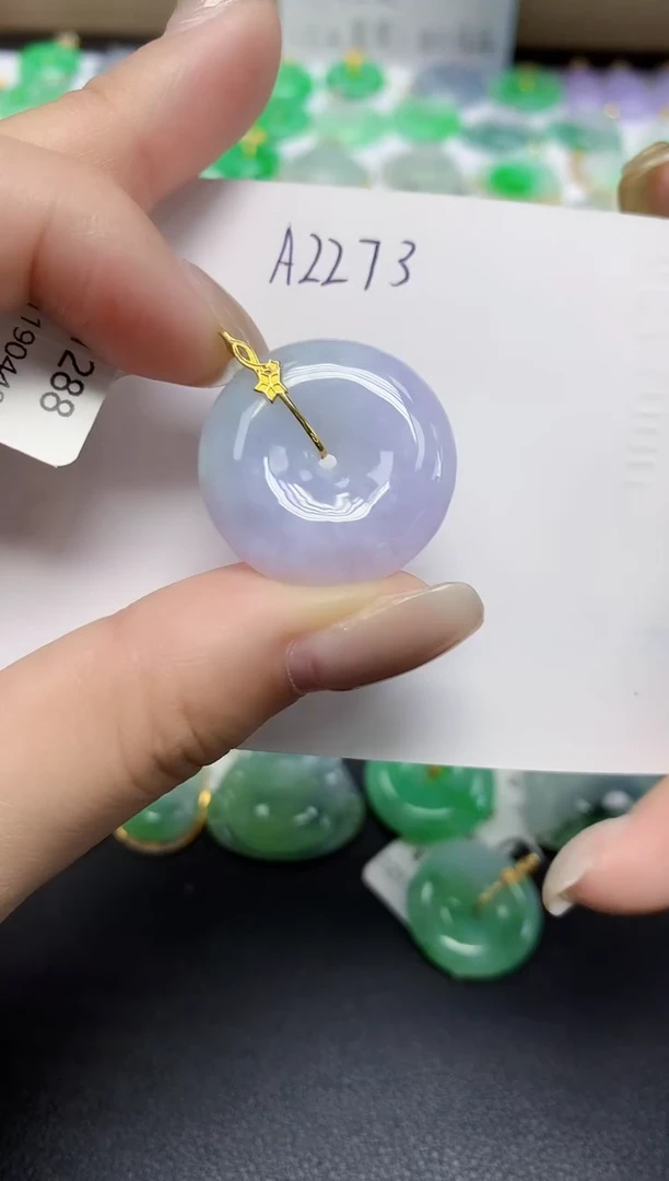 颈饰18K金镶嵌翡翠天然缅甸翡翠A货翡翠百元以上9元证书费自理