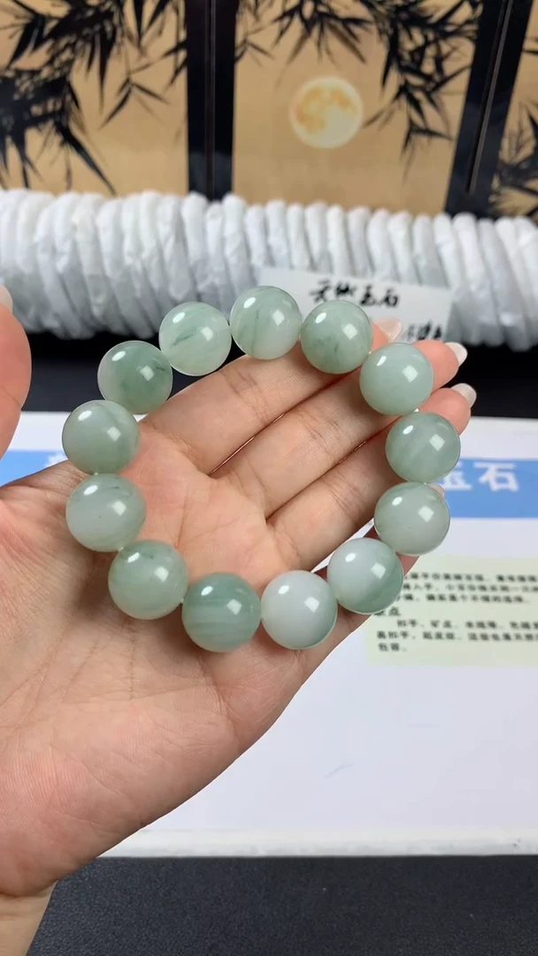 未镶嵌手镯石英质玉q