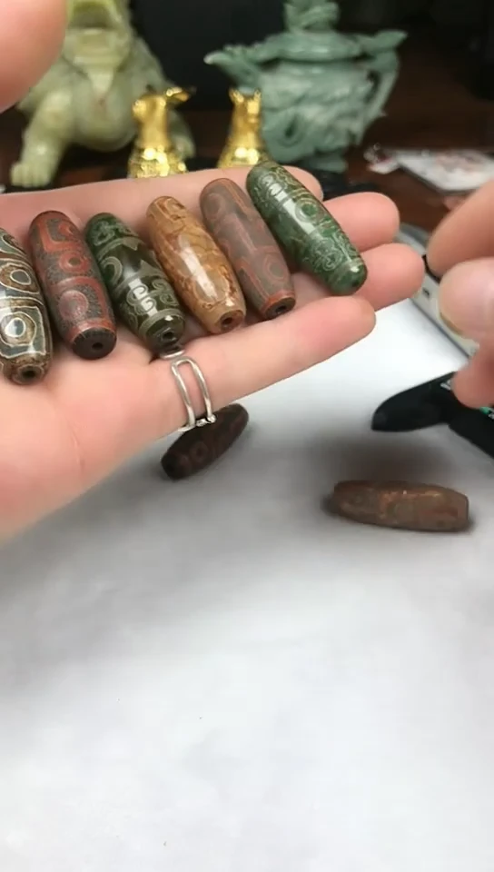 合金颈饰玛瑙/玉髓吊坠