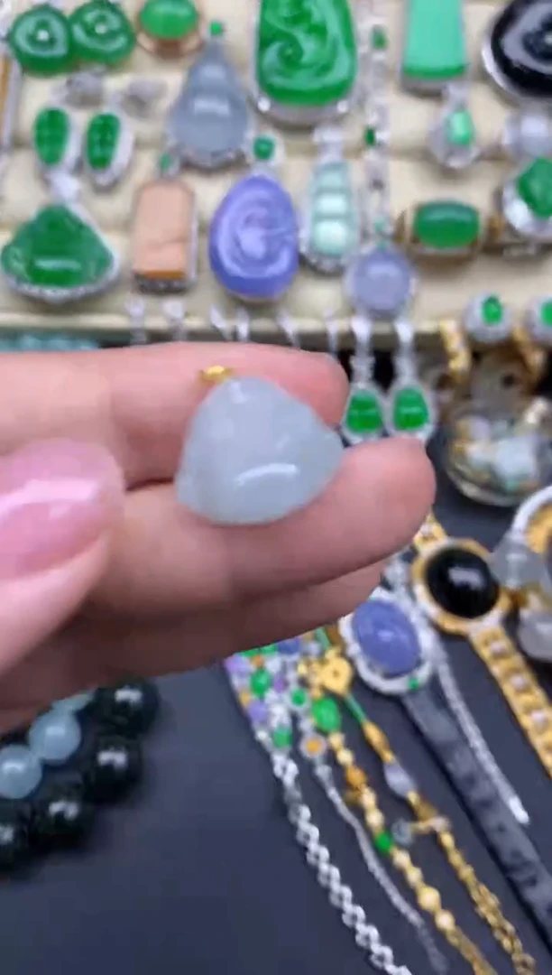 【闪购商品】翡翠颈饰未镶嵌107-中国好珍宝