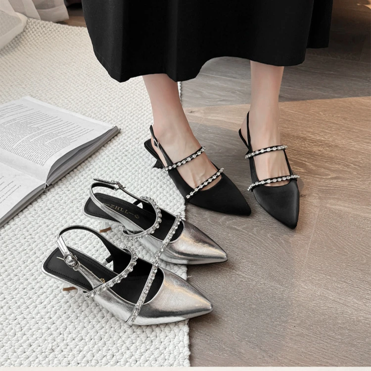 加肥加宽8852-12新款后空高跟鞋气质法式珍珠尖头凉鞋大码女鞋