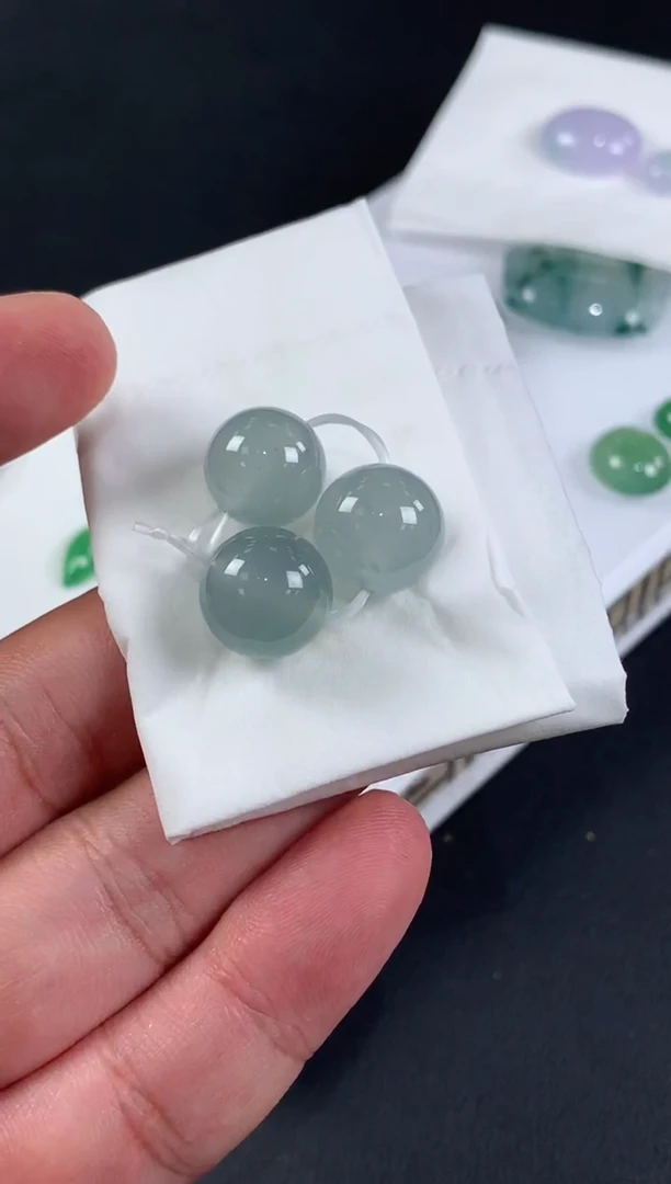 未镶嵌定制翡翠琴*翡翠