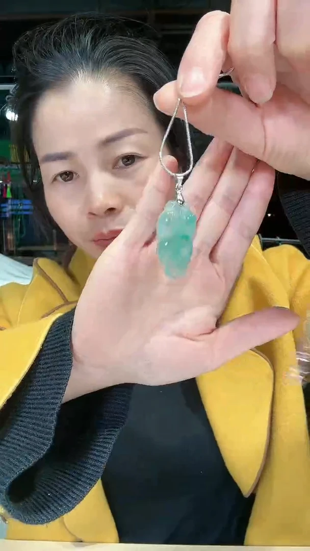 合金手链石英质玉（非洲翠）伈****?5