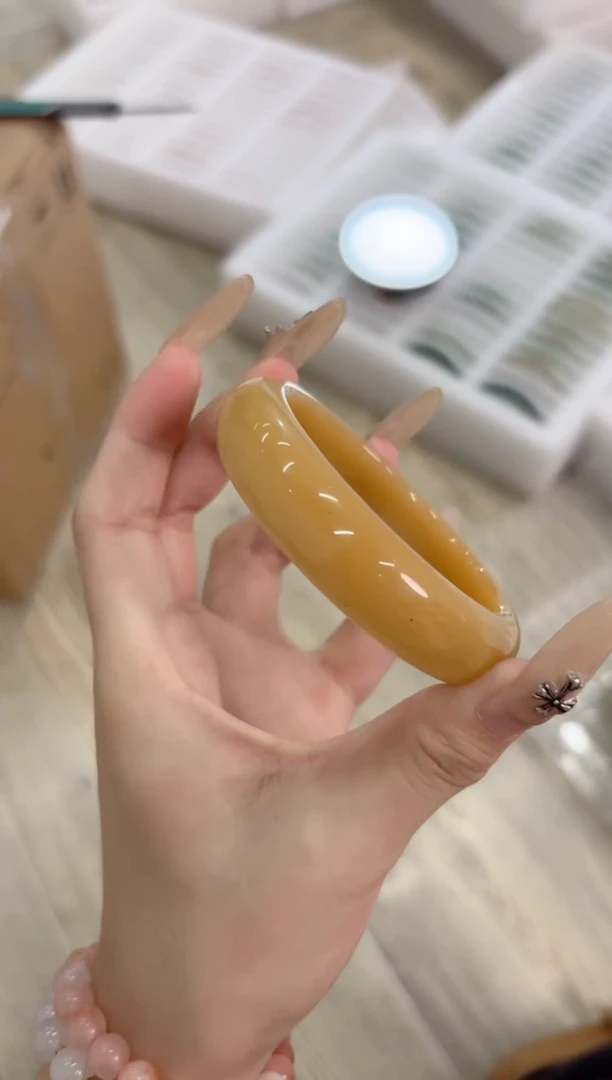 未镶嵌手镯石英质玉99-56HU