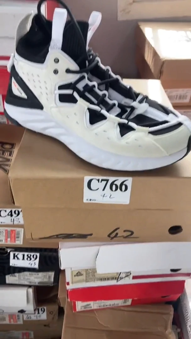 匹克正品断码休闲运动