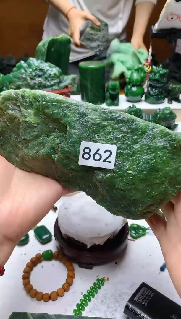 未镶嵌和田玉（碧玉）珠宝半成品1