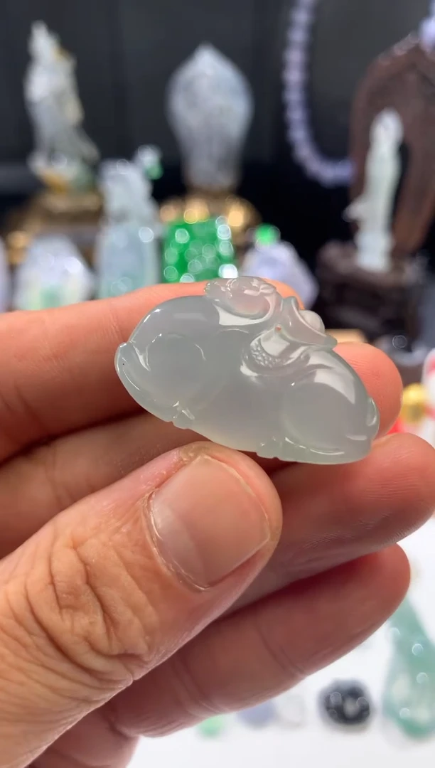 吊坠(不含链)未镶嵌翡翠天然翡翠吊坠