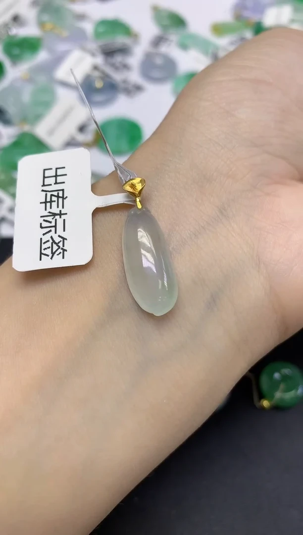 颈饰18K金镶嵌翡翠天然缅甸翡翠A货百元以上9元证书费自理