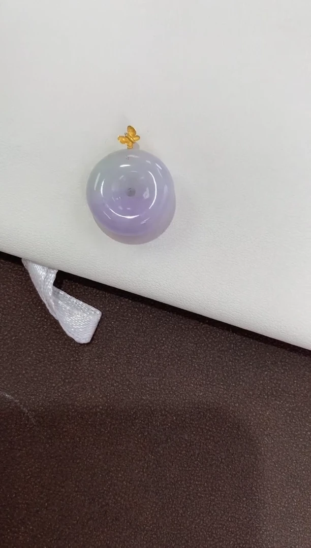 翡翠18K金镶嵌颈饰天然缅甸a货翡翠