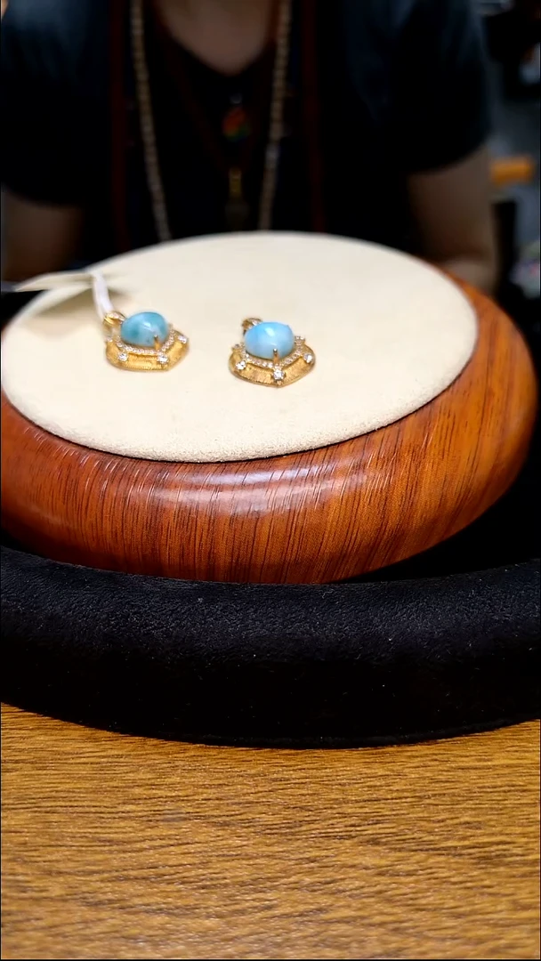 未镶嵌针钠钙石（海纹石）颈饰海纹石爱心吊坠