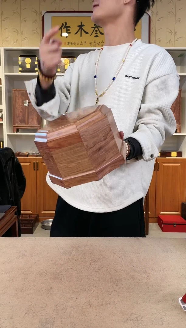 【闪购商品】木黄花梨 八角盒单只