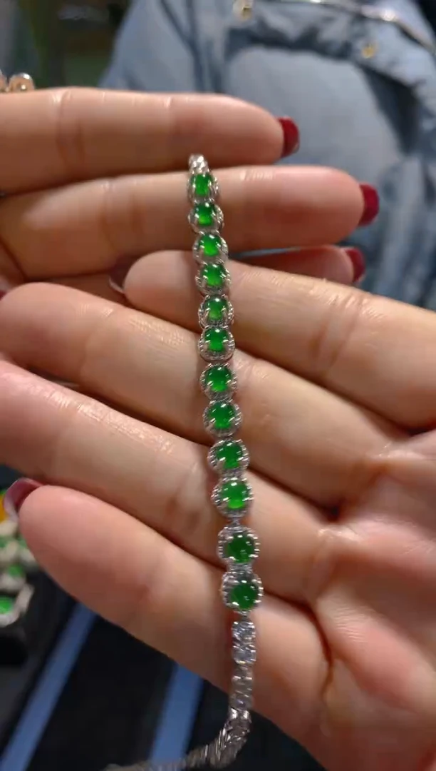 【闪购商品】定制翡翠未镶嵌天然A货翡翠假一罚四（多样性）