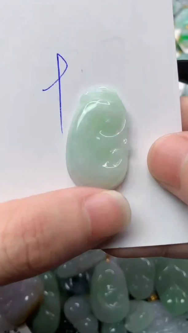 【闪购商品】翡翠颈饰未镶嵌6........