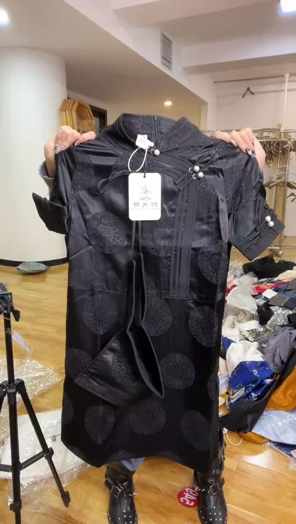 M码       90-105斤  裙子