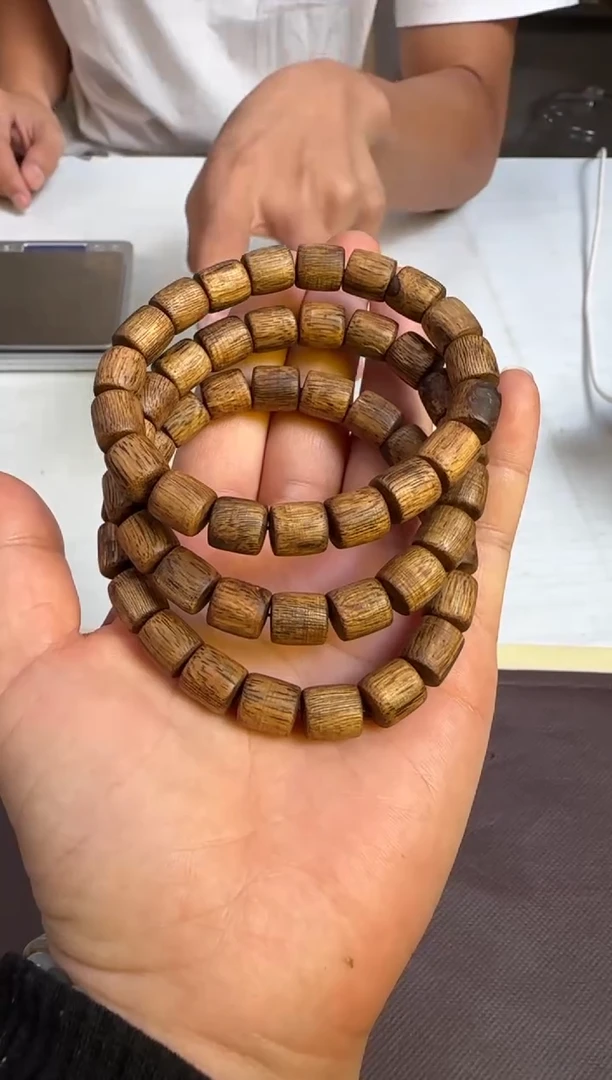 沉香手串金丝油国香绿棋陆河树心油桶珠单圈多样性发1