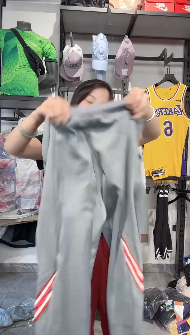 1803  编码 瑕疵款直播间过款为准 尺码 2