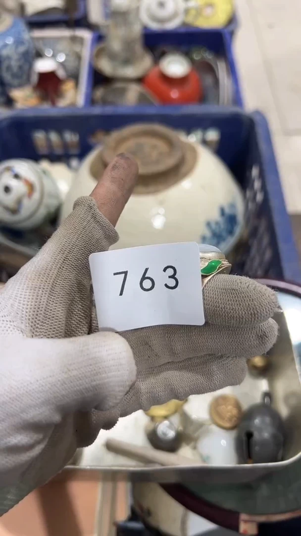 有机玻璃悲**饮工艺品0911763