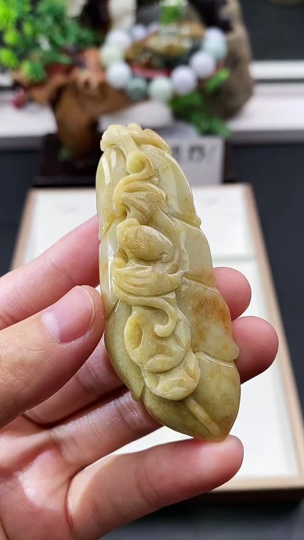 颈饰未镶嵌翡翠天然缅甸A货翡翠