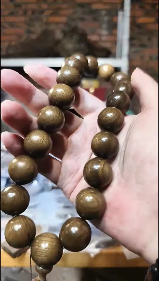 金丝楠2.0阴沉绿多圈手持