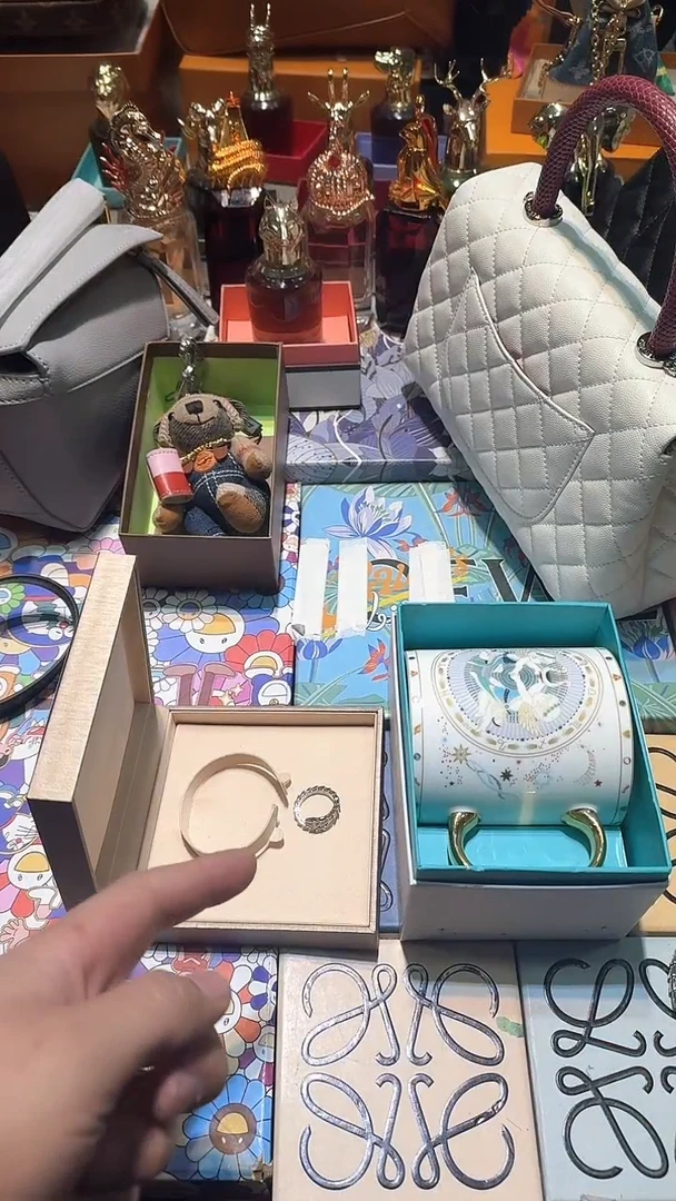 【闪购商品】瓷片11111111111111