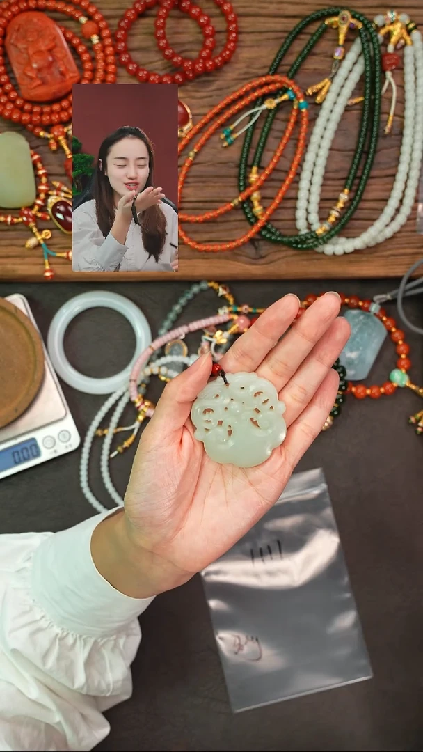 吊坠(赠链)未镶嵌和田玉修*～一念初见品质回血