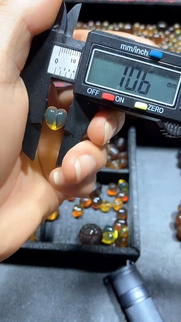 琥珀颈饰未镶嵌天然缅甸琥珀手串