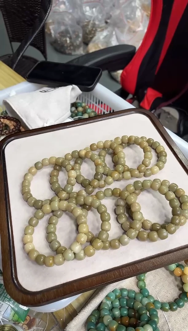 【闪购商品】菩提根/象牙果手串13干磨（820）