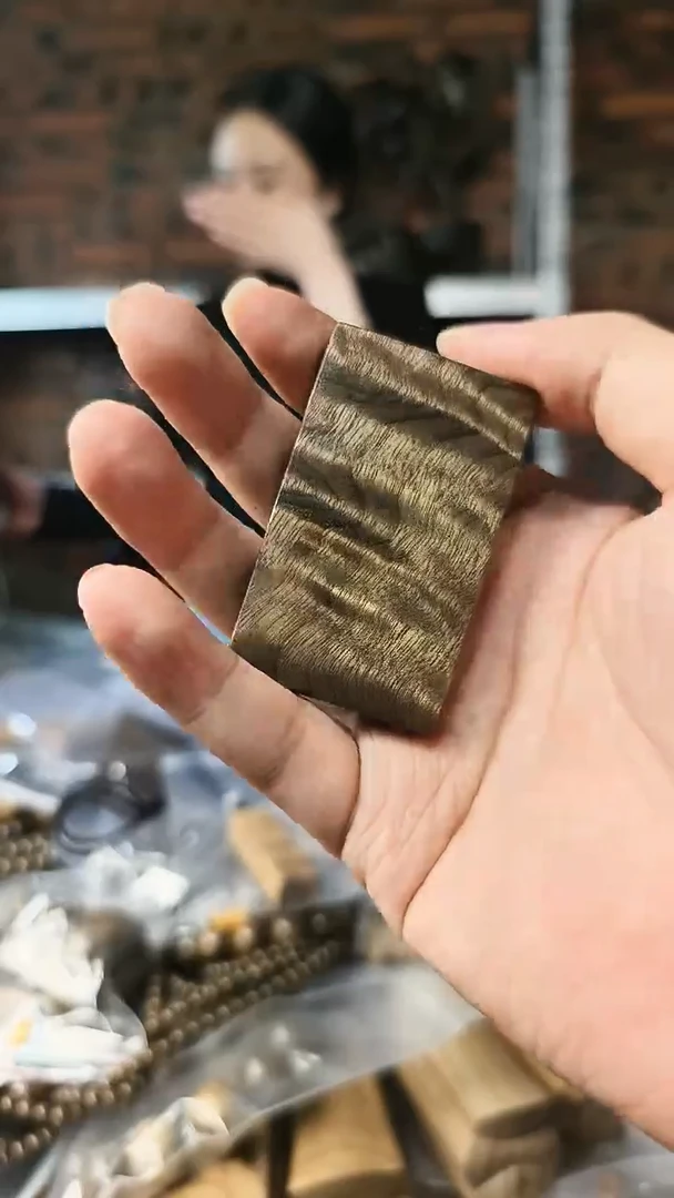 【闪购商品】楠木（金丝楠）把件无事牌