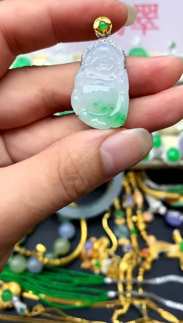 颈饰18K金镶嵌翡翠380 -中国好珍宝
