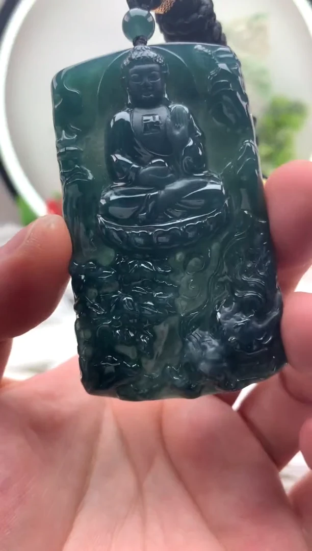 颈饰未镶嵌翡翠阿弥陀佛