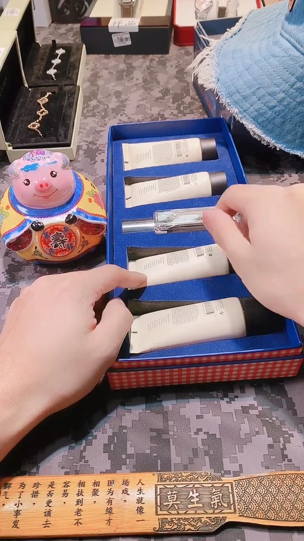 瓷片瓷器 库房到期 全部地板价@@1