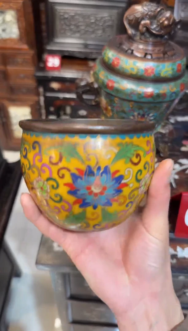 木木头款景泰蓝黄缸298