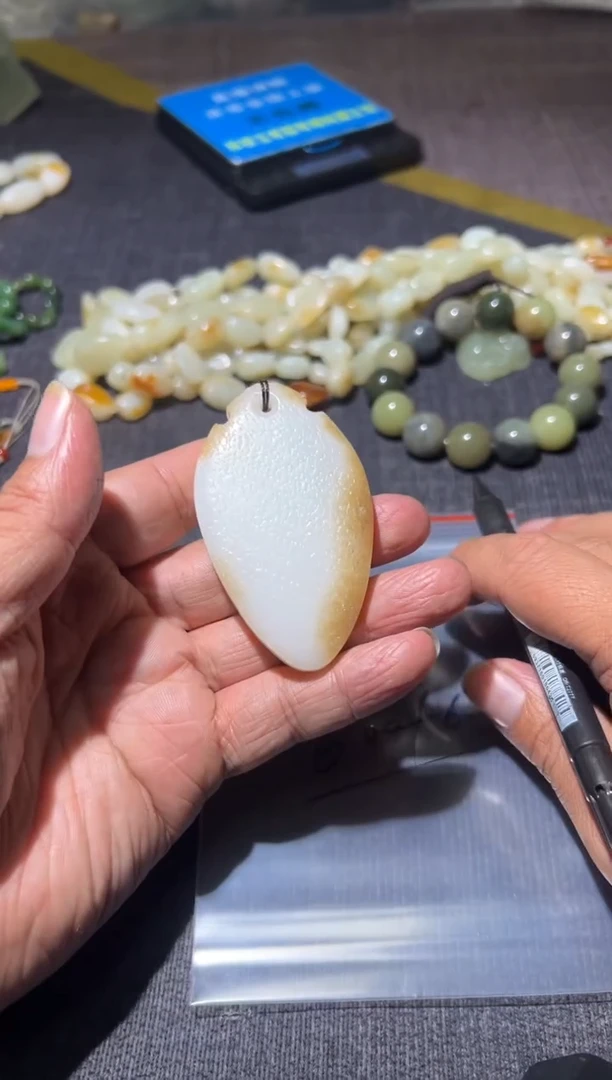 吊坠(不含链)未镶嵌和田玉吊坠