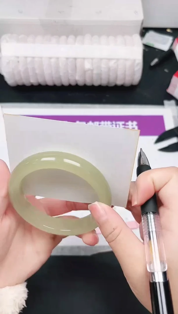 未镶嵌手镯石英质玉50-61