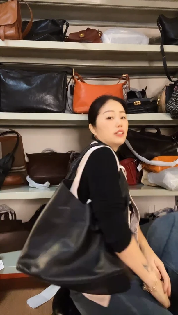 牛皮（革）高端订制时尚百搭女士手提斜跨包