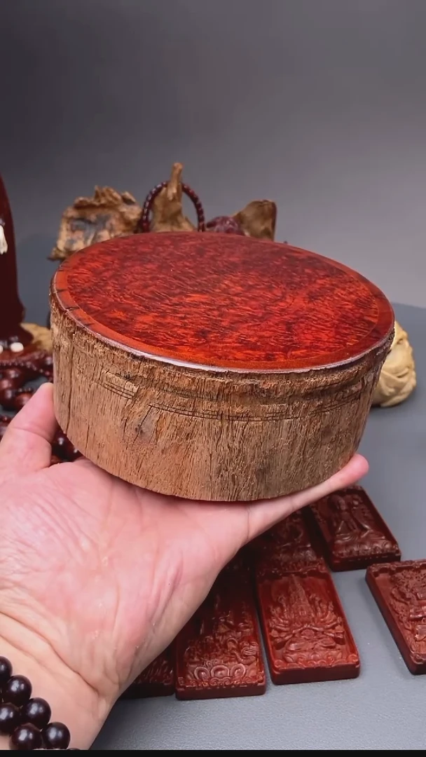 缅甸花梨（花梨木类）满瘤疤底座