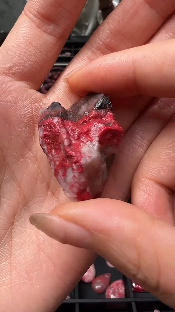 天然辰砂20.8克毛料