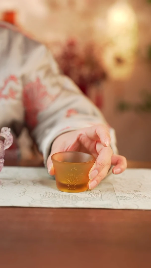 【闪购商品】1号傲兰茶杯琥珀色