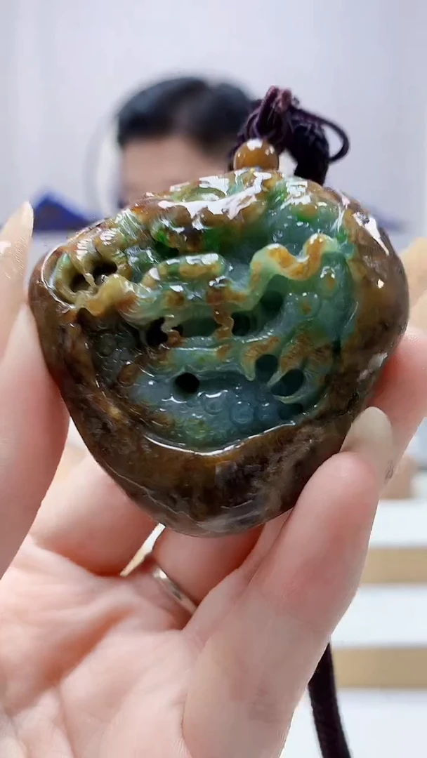 未镶嵌定制翡翠4917DD-毛货挂件33龙